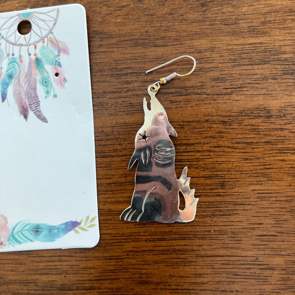 WOLF EARRINGS - Picture 3 of 3